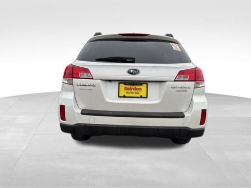 Used 2011 Subaru Outback 2.5i Limited w/ PWR Moonroof Pkg image 6