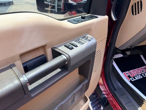 Used 2015 Ford F250 Lariat w/ Lariat Ultimate Package AWD/4WD image 19