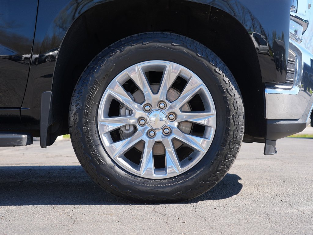 Used 2021 Chevrolet Silverado 1500 LTZ AWD/4WD image 11
