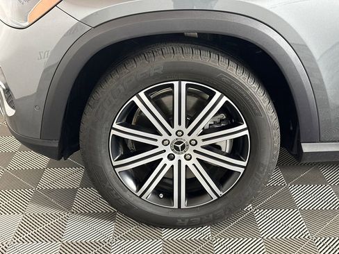 Certified 2025 Mercedes-Benz GLE 450 4MATIC image 12