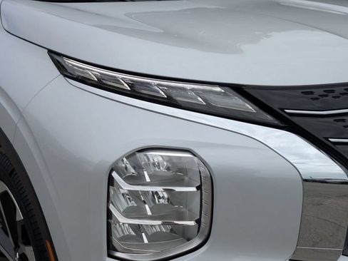 Used 2024 Mitsubishi Outlander SE FWD image 10