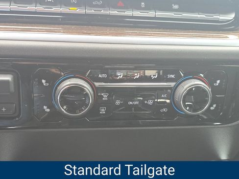 Certified 2025 Chevrolet Silverado 1500 RST w/ Convenience Package II AWD/4WD image 36