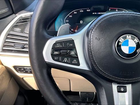 Used 2021 BMW X5 M50i image 26