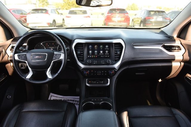 Used 2023 GMC Acadia SLT FWD image 7