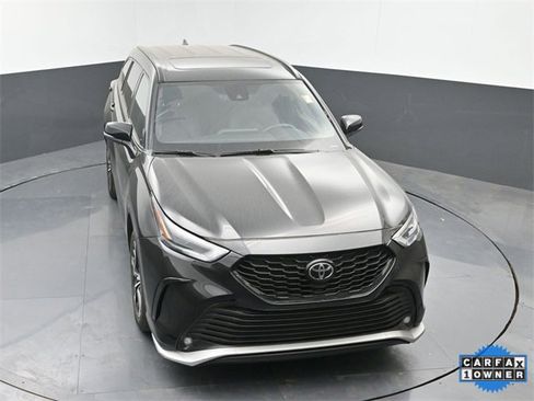 Used 2021 Toyota Highlander XSE image 38
