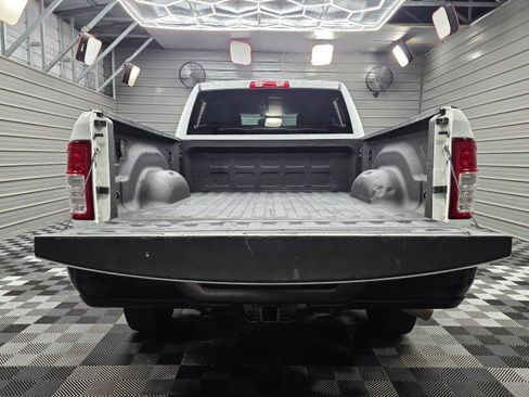 Used 2022 RAM 2500 Tradesman AWD/4WD image 11
