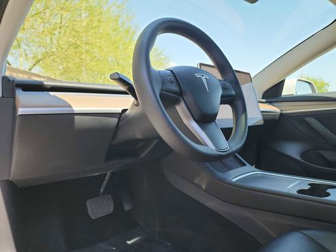 Used 2023 Tesla Model 3 Standard Range RWD image 10