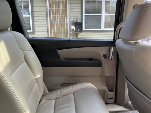 Used 2016 Honda Odyssey EX-L image 12