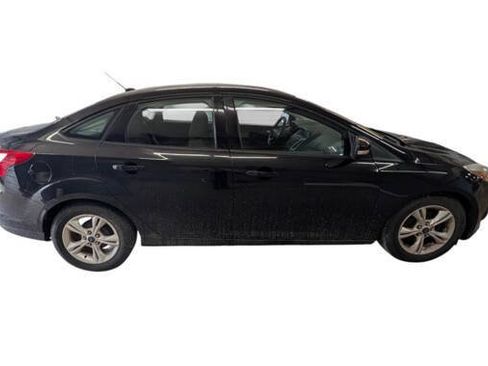 Used 2013 Ford Focus SE FWD image 7