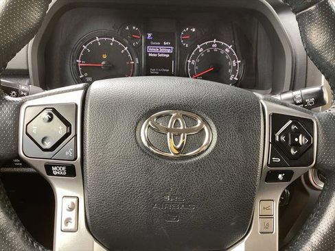 Certified 2024 Toyota 4Runner SR5 Premium w/ Moonroof Package AWD/4WD image 19