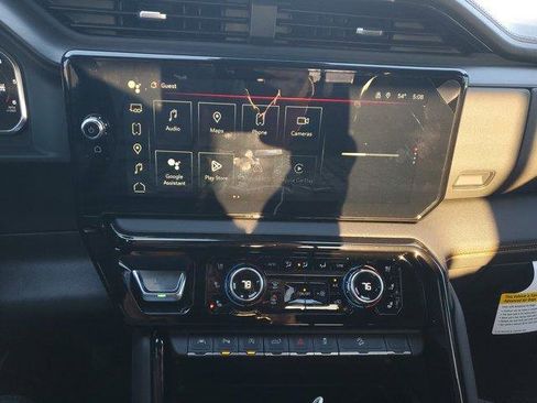 New 2026 GMC Sierra 1500 AT4 w/ AT4 Premium Package AWD/4WD image 24