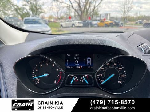 Used 2019 Ford Escape SE image 28