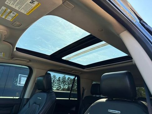 Used 2019 Ford Expedition Max Platinum image 33