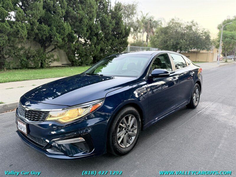 Used 2019 Kia Optima LX FWD image 1