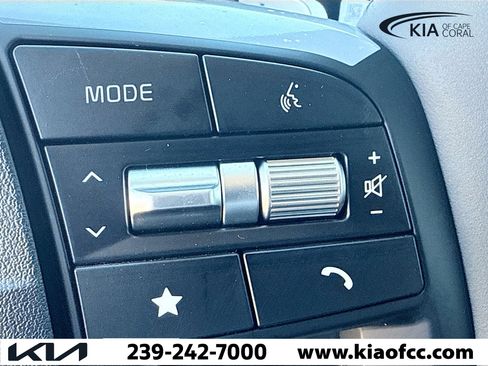 New 2026 Kia Sportage LX image 36