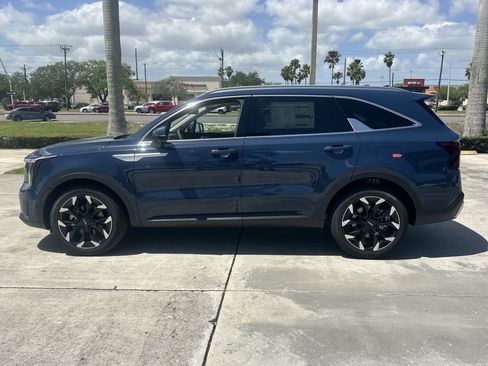New 2026 Kia Sorento EX FWD image 9