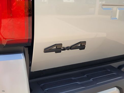 Certified 2025 Toyota Tacoma TRD Sport image 30