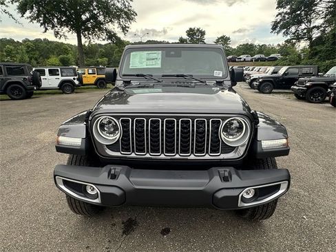 New 2025 Jeep Wrangler Sahara image 8