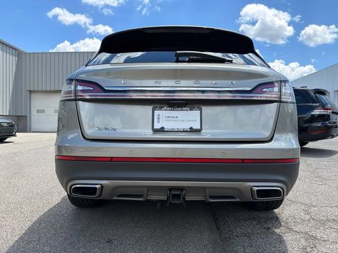 Used 2023 Lincoln Nautilus Reserve w/ Equipment Group 201A AWD/4WD image 8