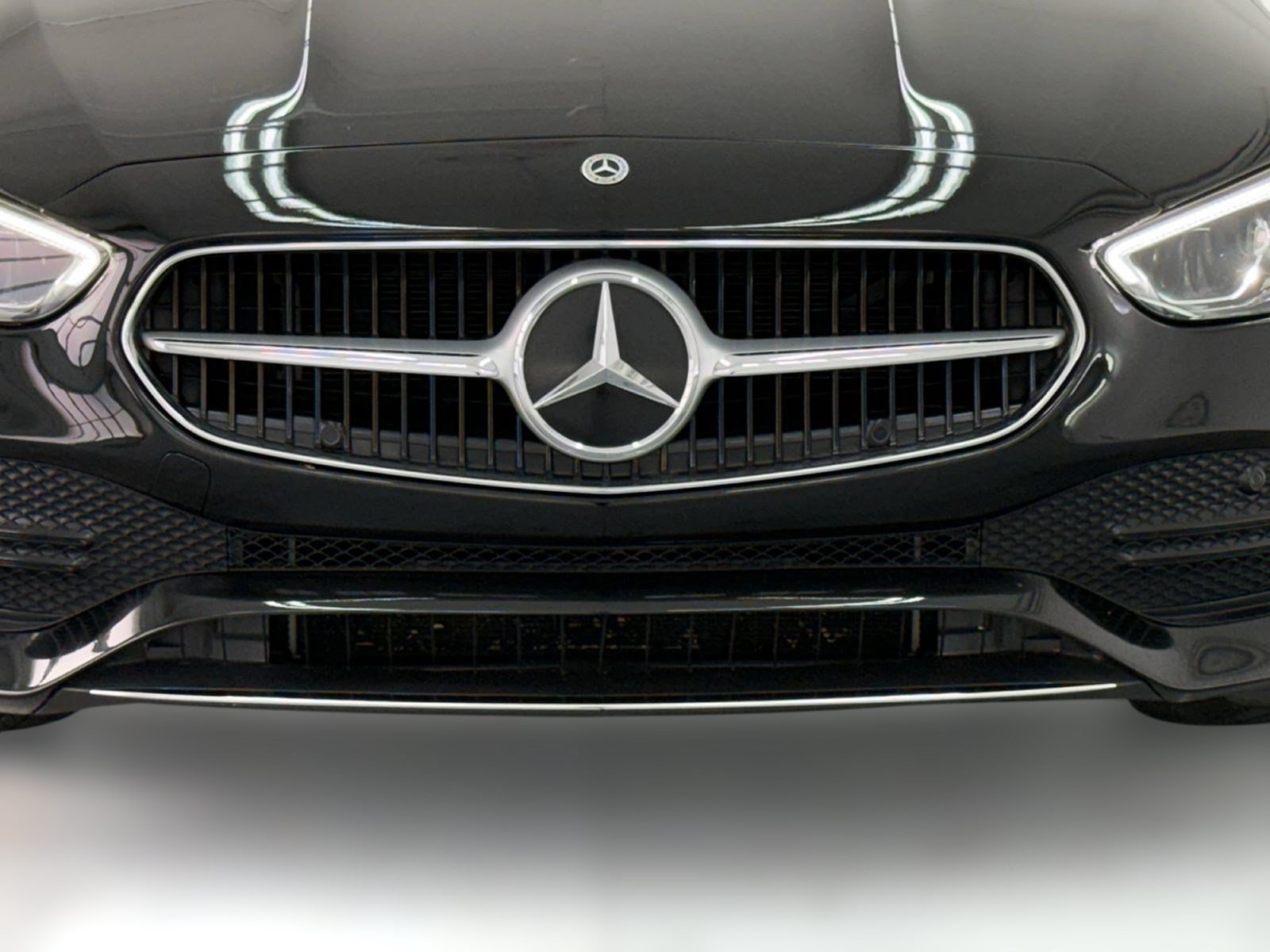 Used 2023 Mercedes-Benz C 300 Sedan image 25