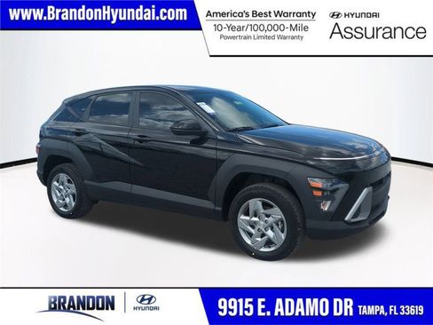 New 2026 Hyundai Kona SE image 1