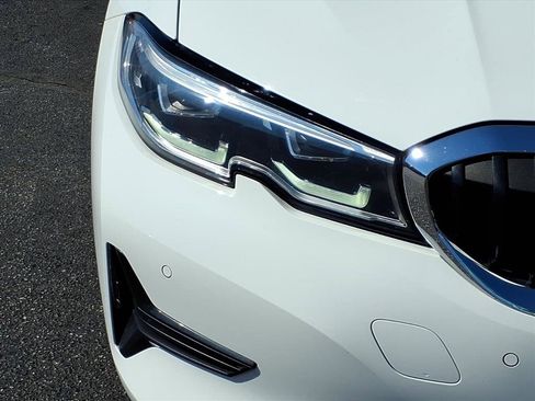 Used 2021 BMW 330i Sedan w/ Convenience Package image 12