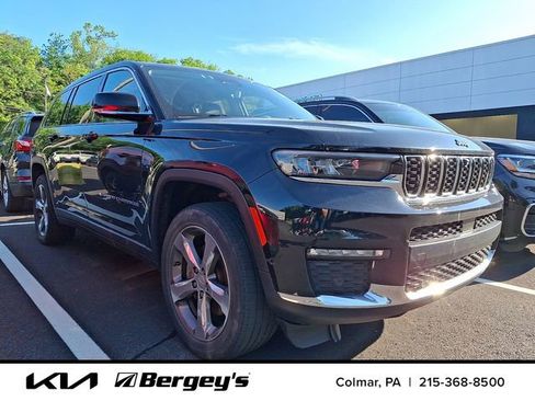 Used 2021 Jeep Grand Cherokee L Limited w/ Luxury Tech Group II AWD/4WD image 3