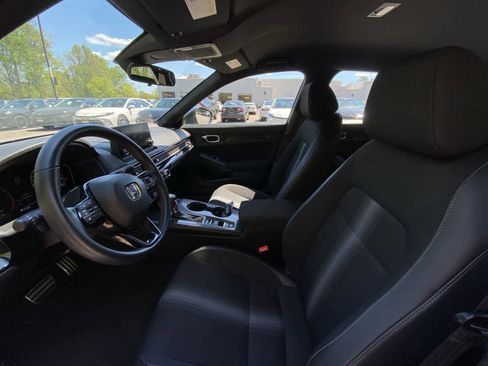 Used 2023 Honda Civic Sport image 16