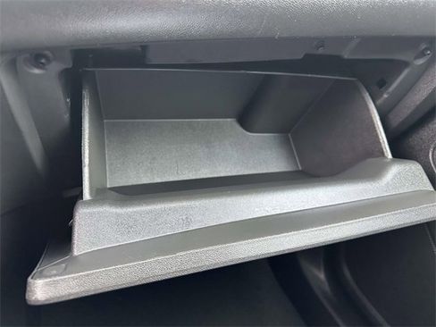 Certified 2022 Chevrolet Equinox RS w/ RS Leather Package image 33