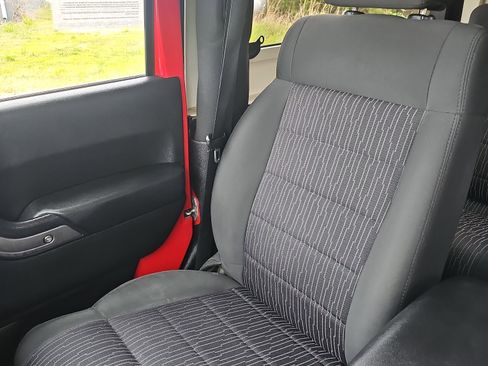 Used 2011 Jeep Wrangler Sport AWD/4WD image 26