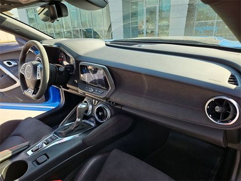 Used 2022 Chevrolet Camaro ZL1 image 26