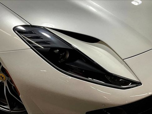 Used 2021 Ferrari 812 GTS RWD image 26