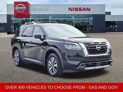 Used 2024 Nissan Pathfinder SL