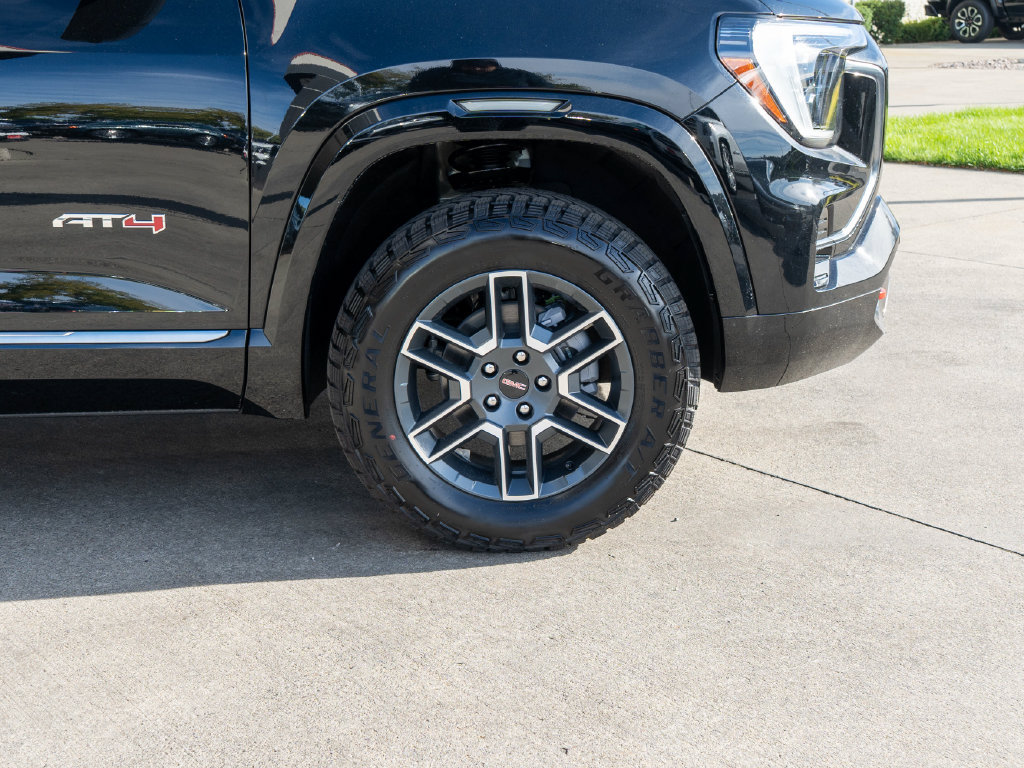 New 2027 GMC Terrain AT4 w/ Convenience Package III AWD/4WD image 33