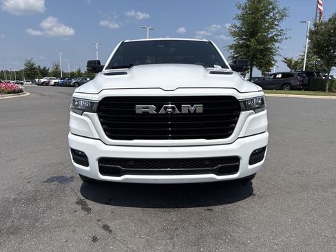 Used 2025 RAM 1500 Laramie w/ Sport Appearance Package AWD/4WD image 3