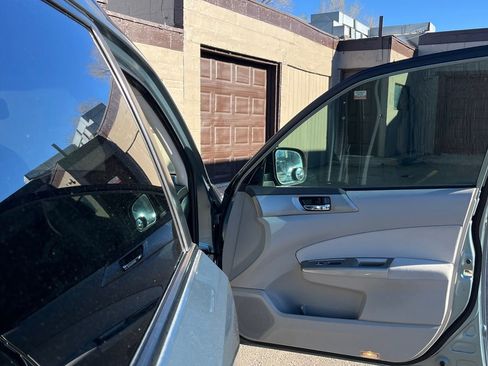 Used 2009 Subaru Forester 2.5X Limited image 11