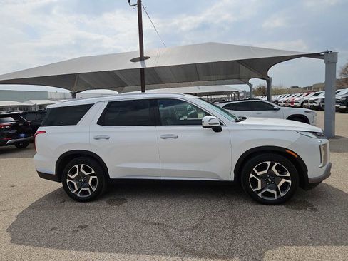 Used 2024 Hyundai Palisade Limited image 9