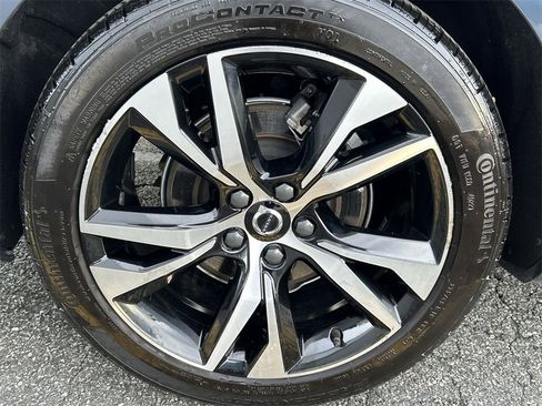 Certified 2023 Volvo S60 B5 Core w/ Climate Package image 12