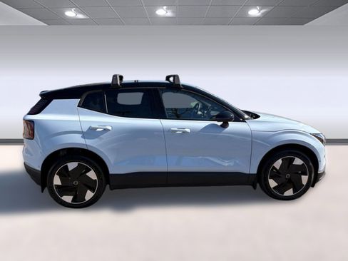 New 2026 Volvo EX30 Ultra w/ Climate Package image 8