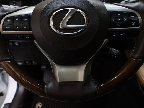 Used 2017 Lexus ES 350 image 18