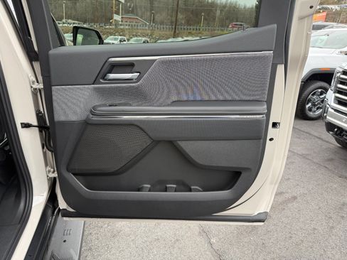 New 2026 GMC Sierra EV Elevation AWD/4WD image 20
