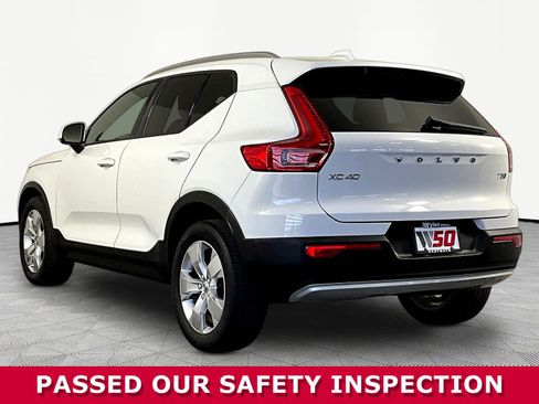 Used 2019 Volvo XC40 T5 Momentum AWD/4WD image 4
