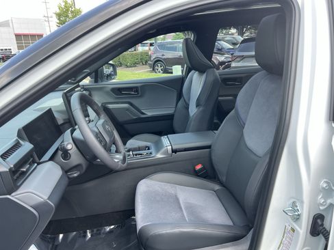 Used 2026 Toyota RAV4 XSE w/ Panoramic Sun Roof Package AWD/4WD image 13