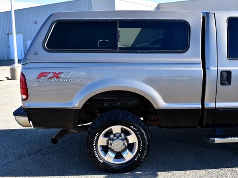 Used 2004 Ford F350 Lariat image 10