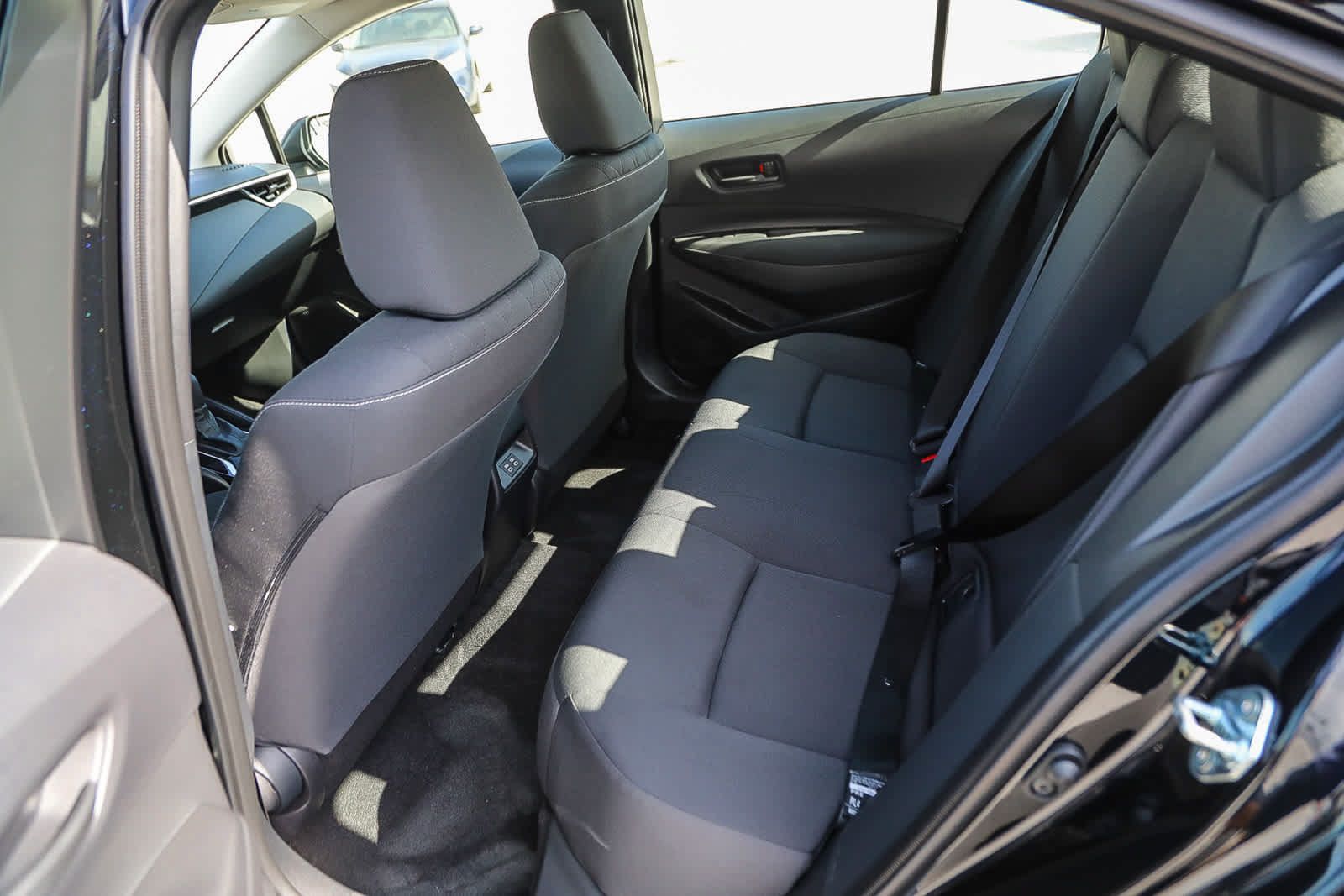 Used 2026 Toyota Corolla LE FWD image 18