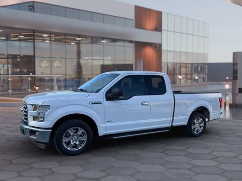 Used 2017 Ford F150 XLT w/ Equipment Group 301A Mid RWD image 3
