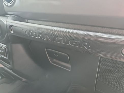 Used 2022 Jeep Wrangler Unlimited Sport image 75