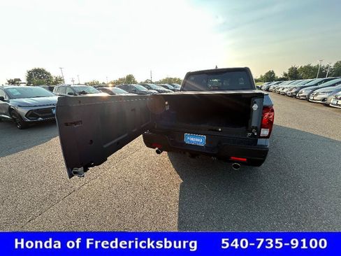Used 2022 Honda Ridgeline Black Edition image 11