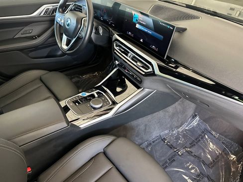 Used 2023 BMW i4 eDrive35 RWD image 14