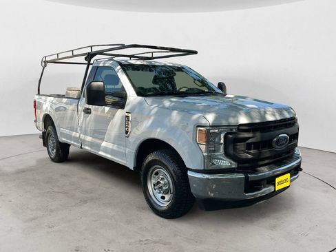 Used 2021 Ford F250 XL w/ Power Equipment Group RWD image 5